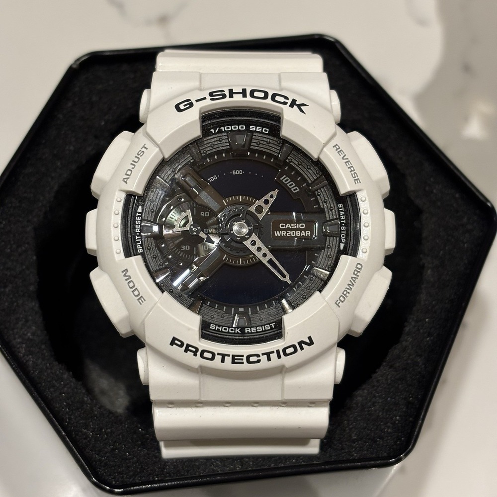 Casio G-Shock Watch GA-110GW-7A White Black Module 5146 Box & Papers - TESTED